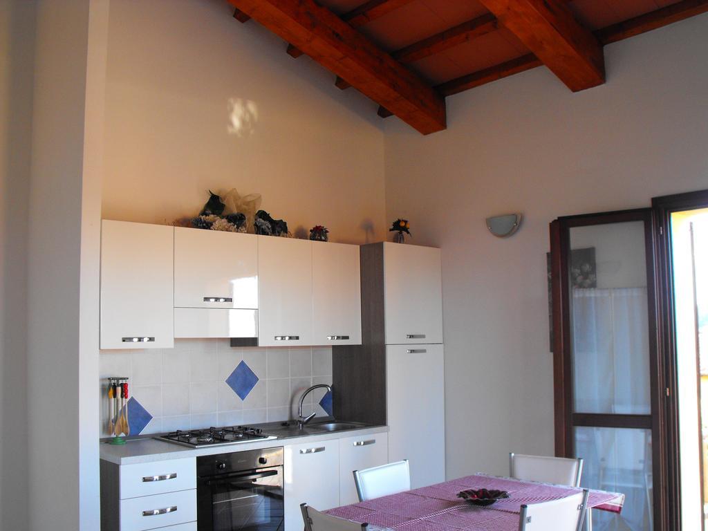 Appartamento Finestra Della Val D'Orcia Contignano Camera foto